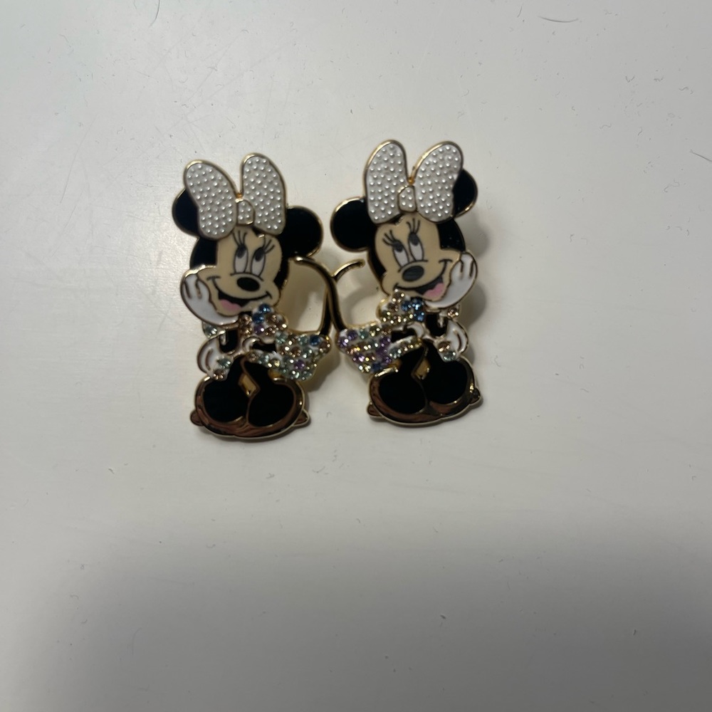 Minnie Mouse Baublebar Earrings!